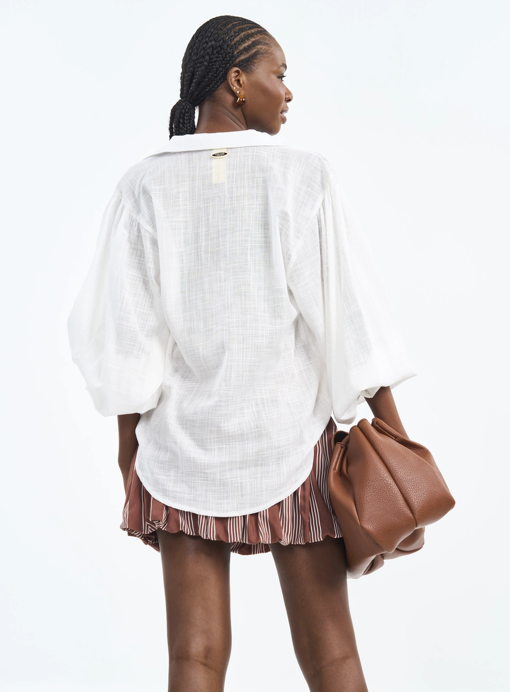 Camisa Feminina Com Botões E Franzidos Off Shell