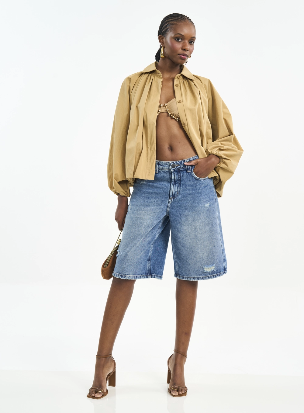 Camisa Oversized Com Franzidos E Mangas Bufantes Bege Soybean