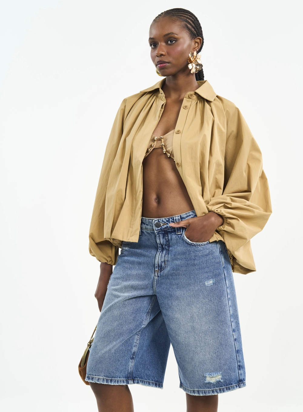 Camisa Oversized Com Franzidos E Mangas Bufantes Bege Soybean