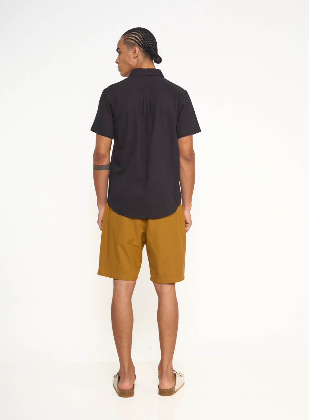 Camisa Masculina Manga Curta Com Logo Preto