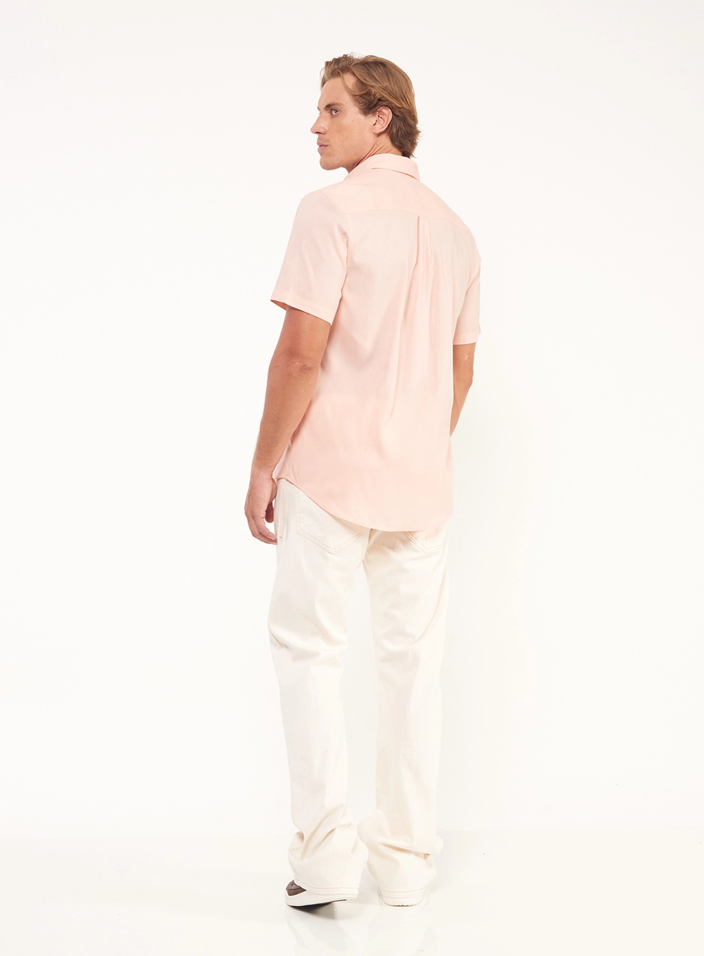 Camisa Masculina Com Botões E Manga Curta Rosa