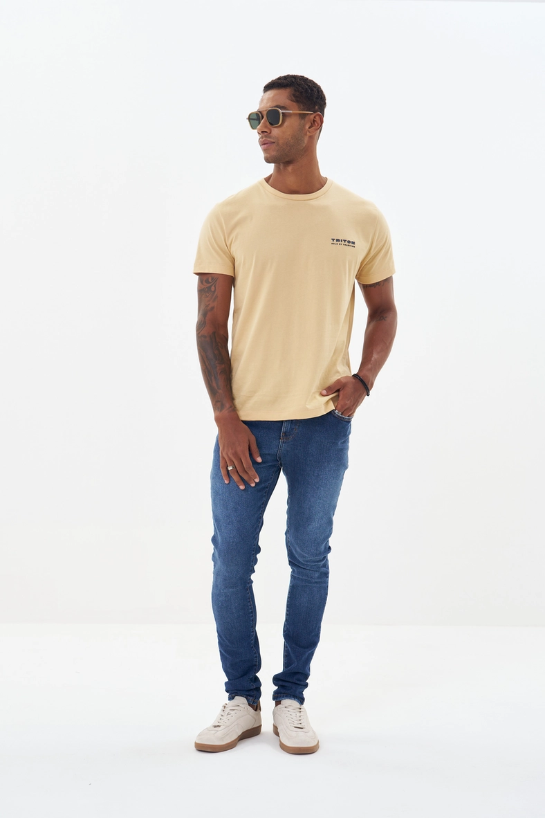 Camiseta Masculina Com Detalhes Bege 4