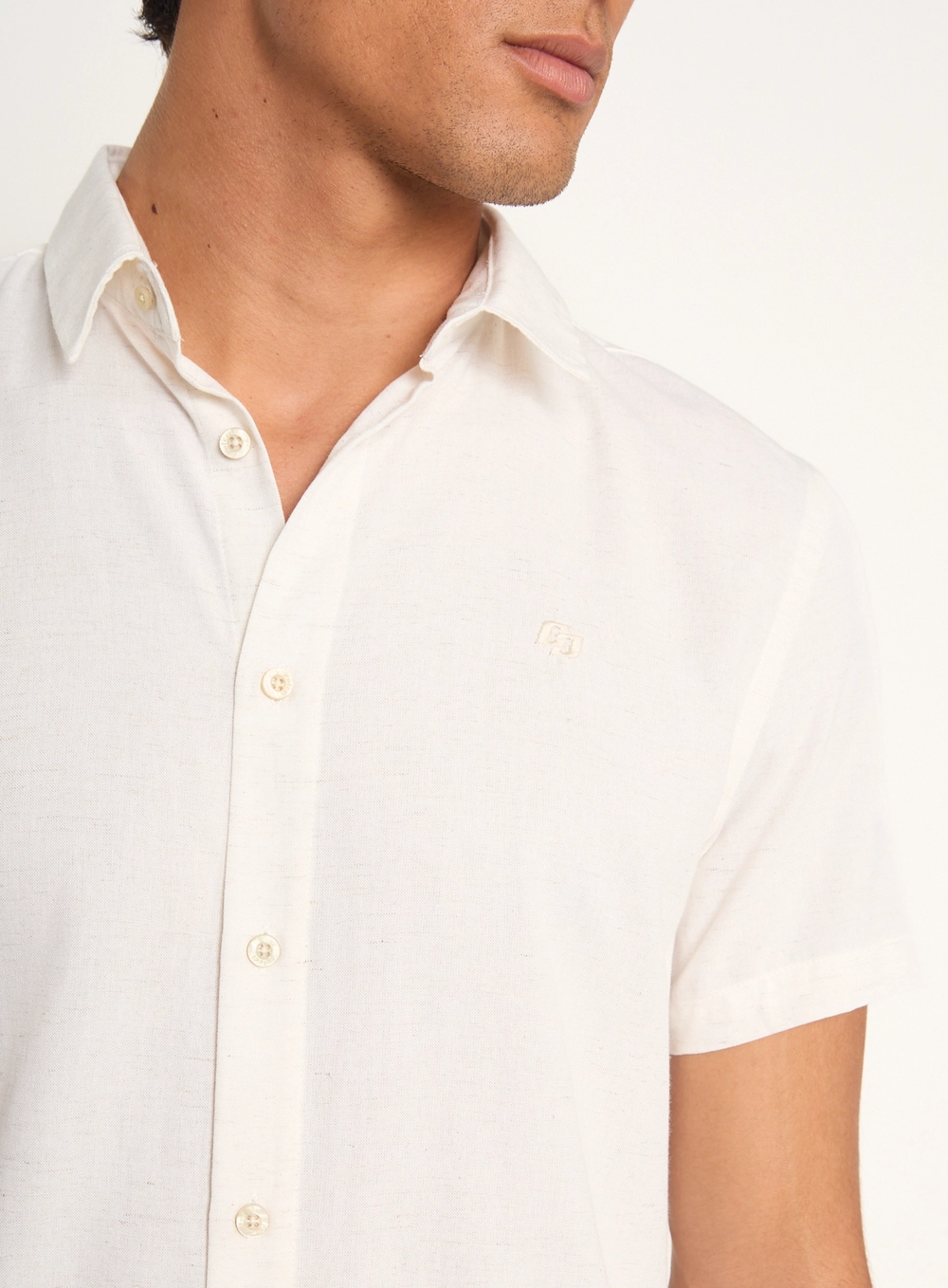 Camisa Masculina Manga Curta Com Botões Off Shell