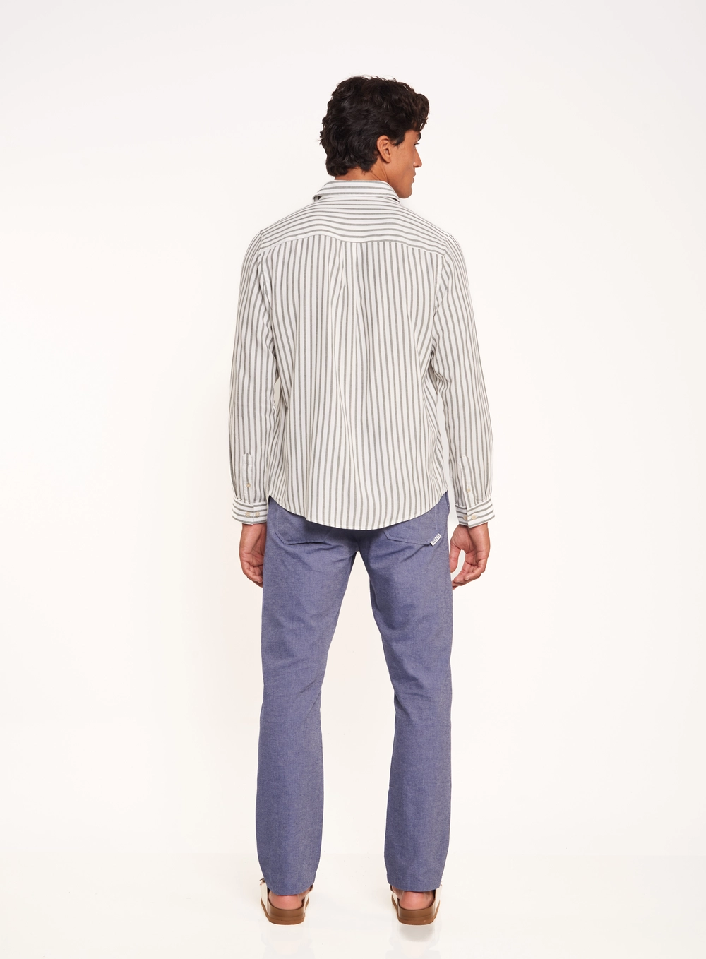 Camisa Masculina De Linho Listrada Com Logo Estampados