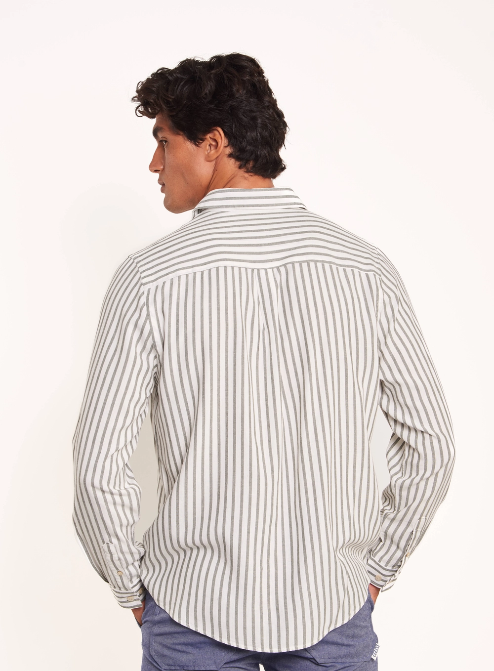 Camisa Masculina De Linho Listrada Com Logo Estampados