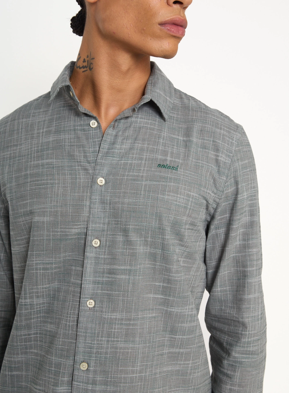 Camisa Masculina Com Botões E Textura Estampados