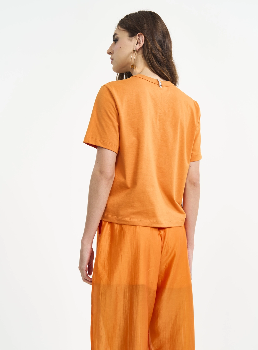 Camiseta Feminina Básica Com Escrita Laranja
