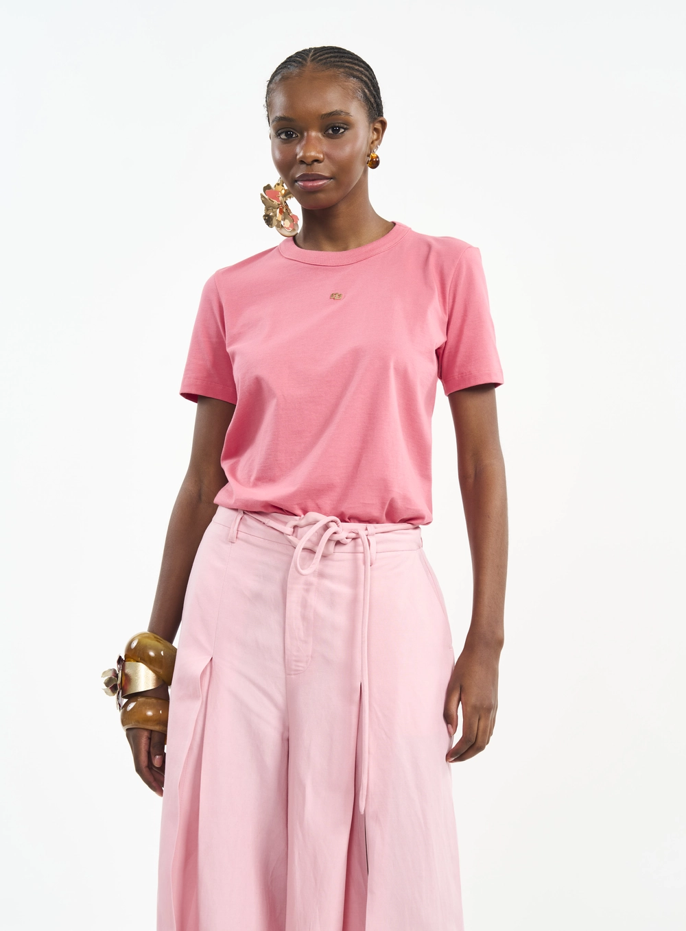 Camiseta Feminina Básica Com Gola Redonda Rosa