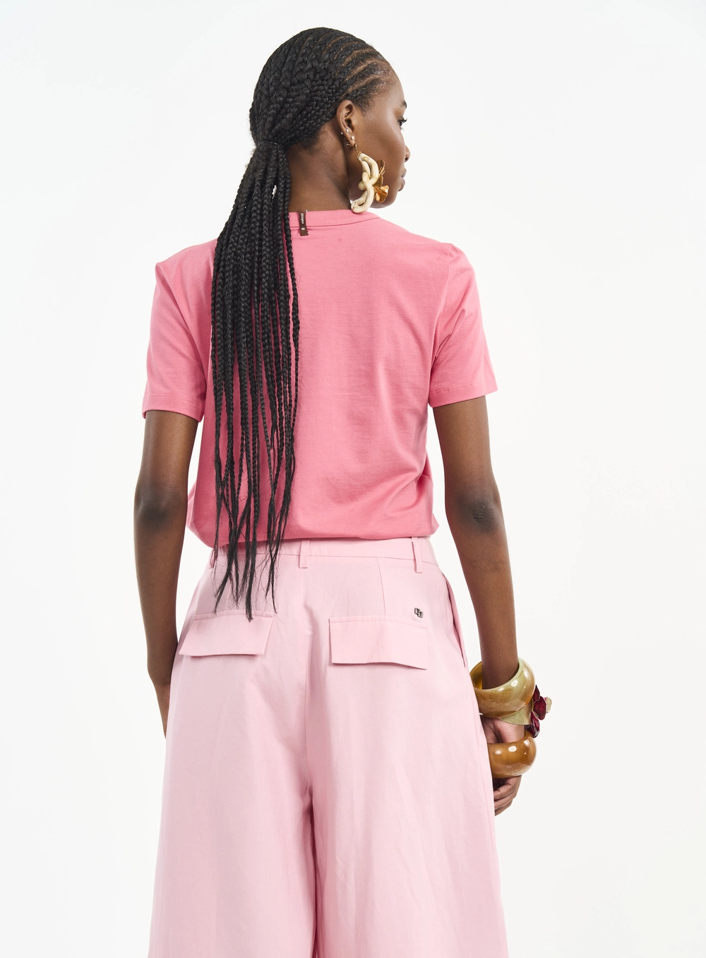 Camiseta Feminina Básica Com Gola Redonda Rosa