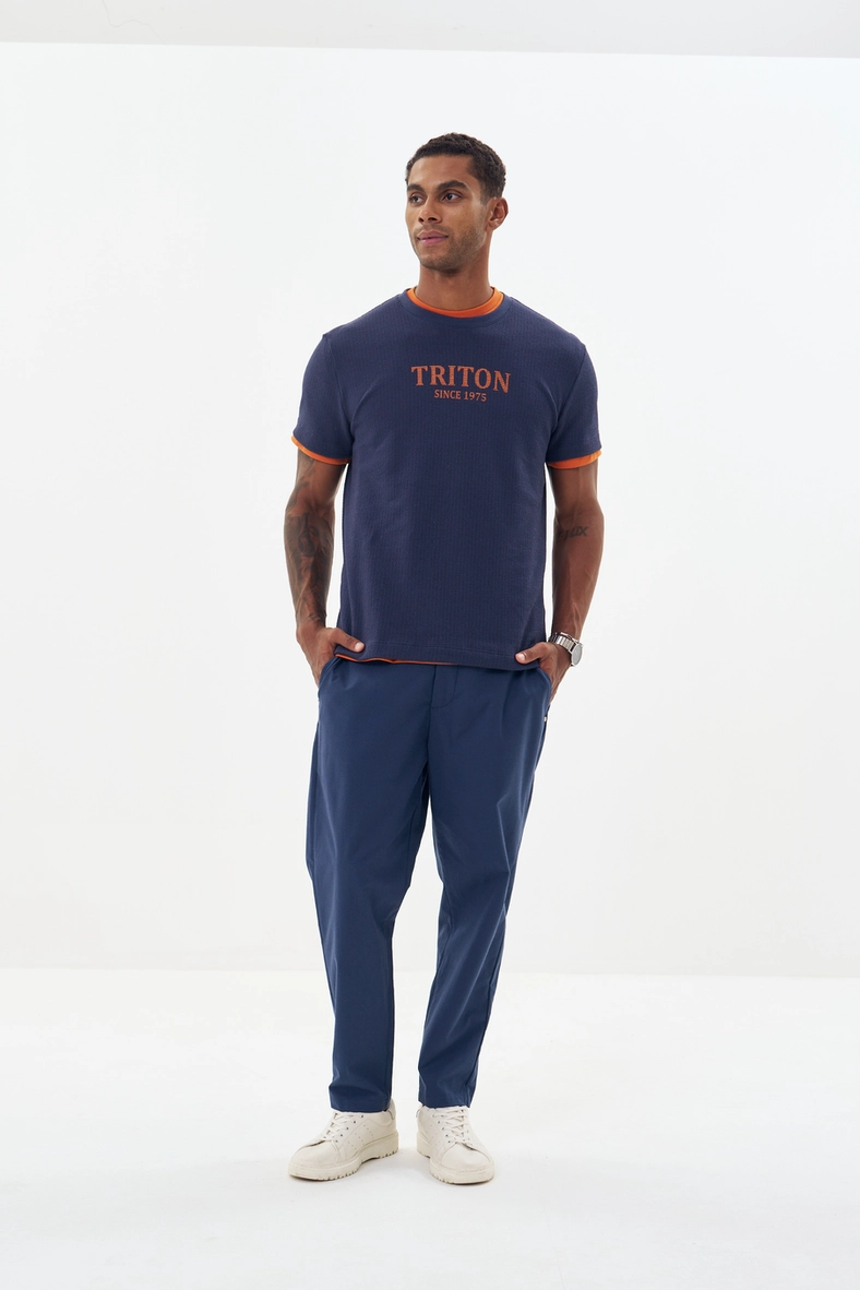 Camiseta Masculina Com Detalhes Azul 1