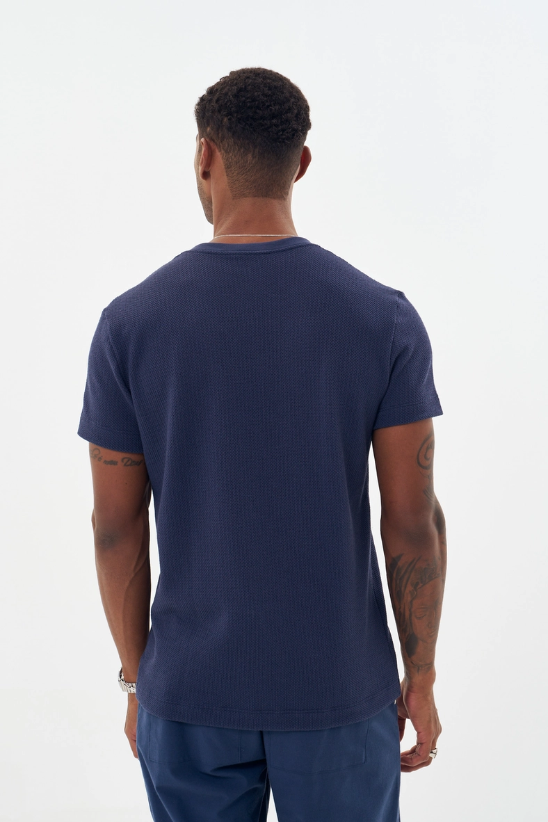 Camiseta Masculina Com Detalhes Azul 4