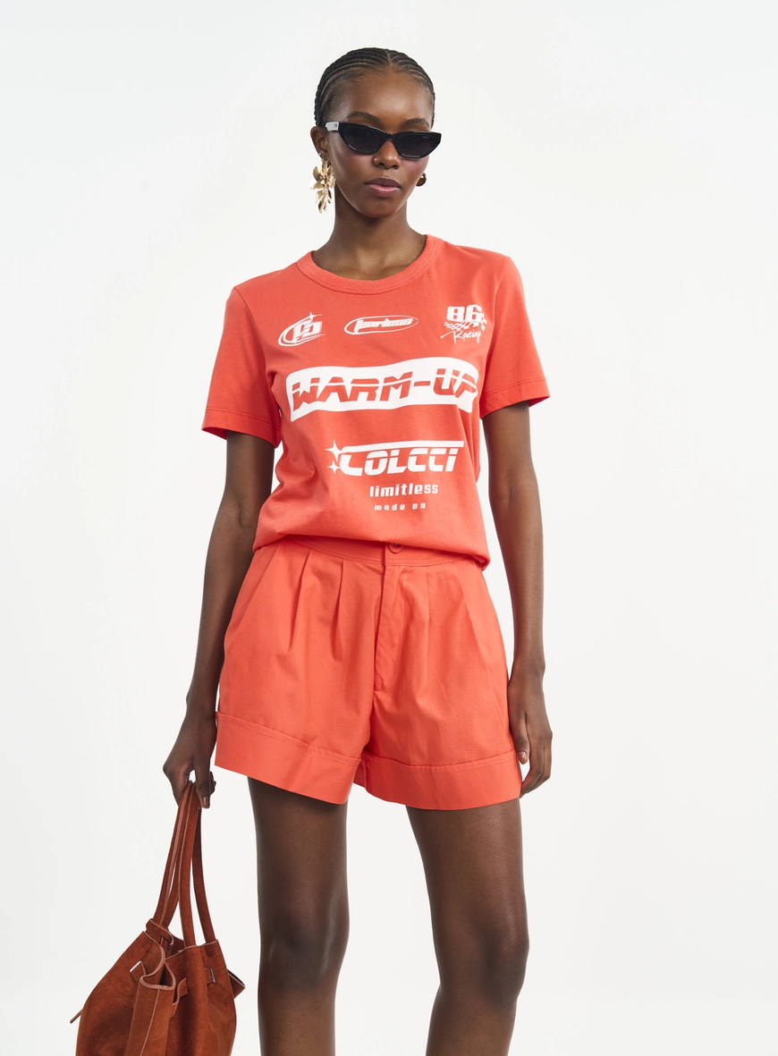 Camiseta Feminina Com Estampa Temática