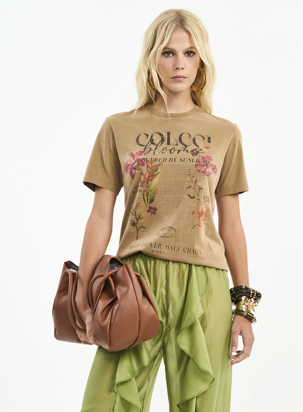 Camiseta Feminina Boy Estampada Marrom