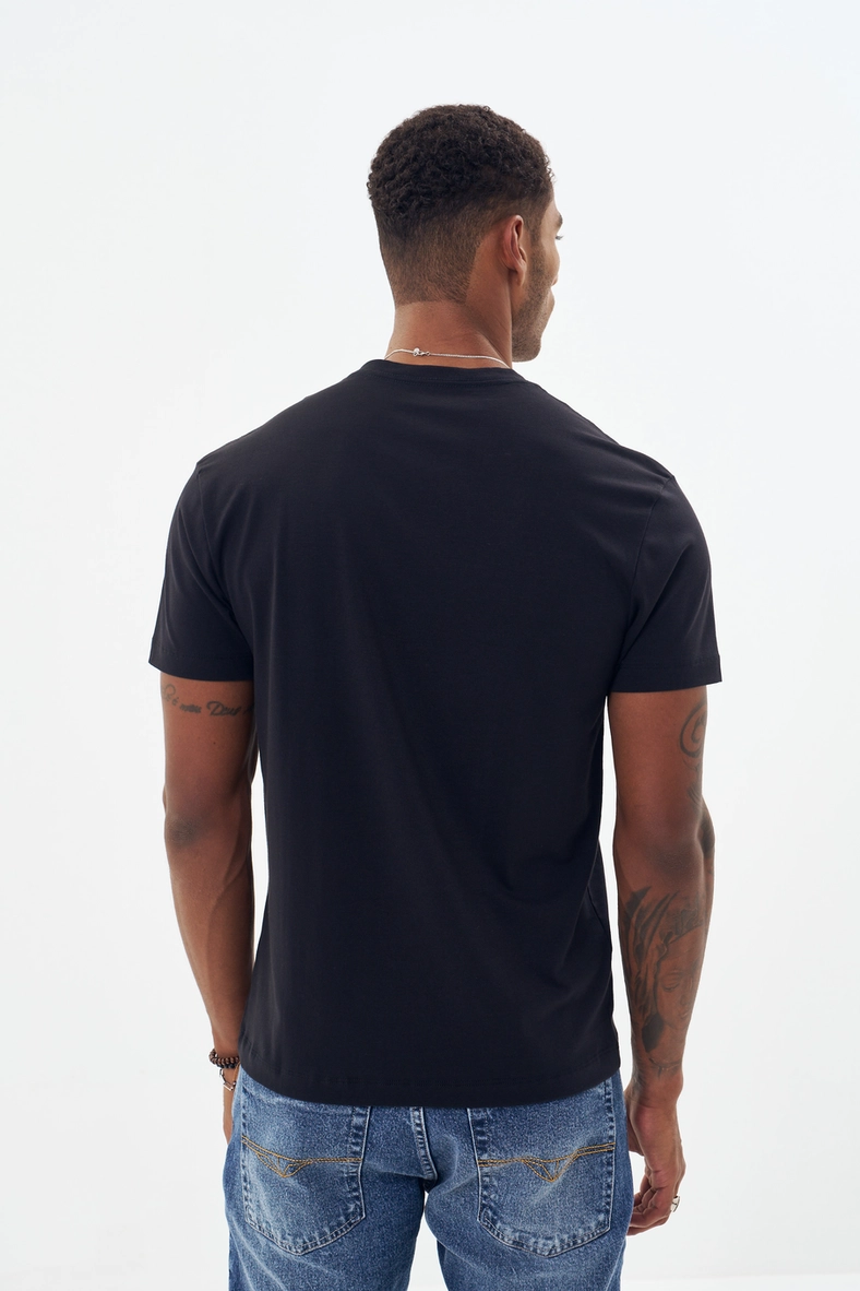 Camiseta Masculina Básica Preto 2
