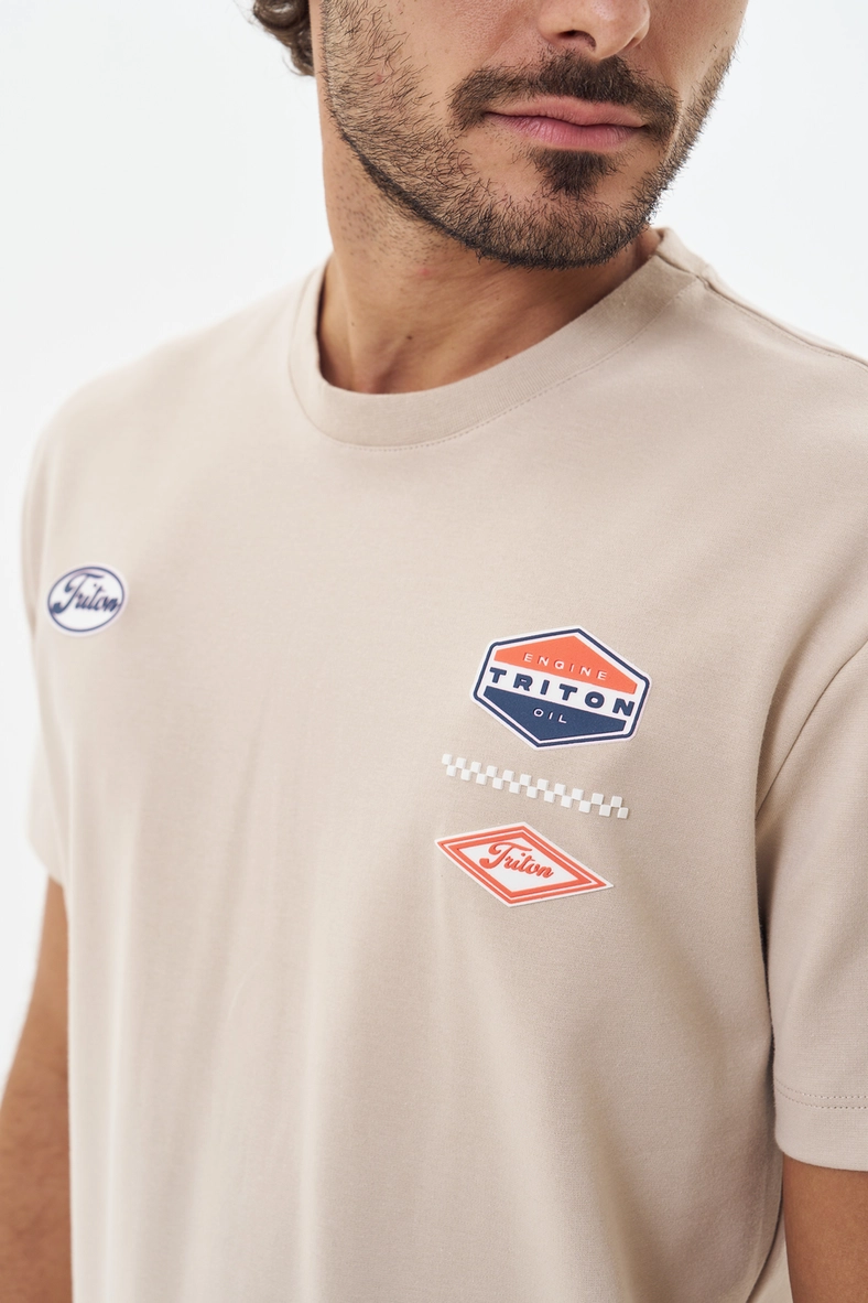Camiseta Masculina Com Detalhes Bege 3