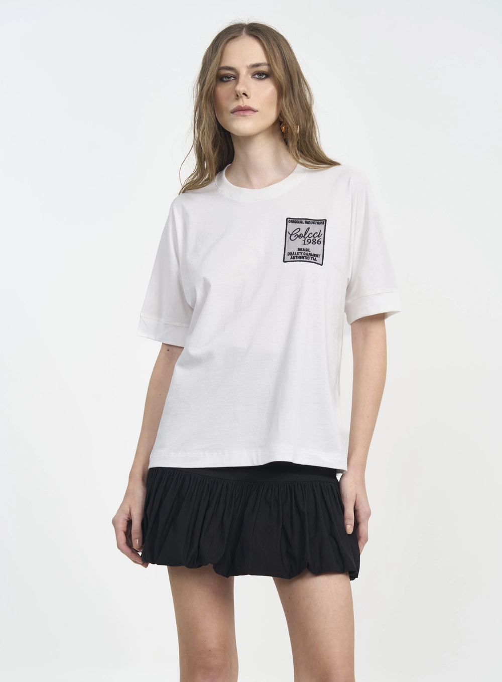 Camiseta Feminina Com Estampa E Manga Raglan Off Shell
