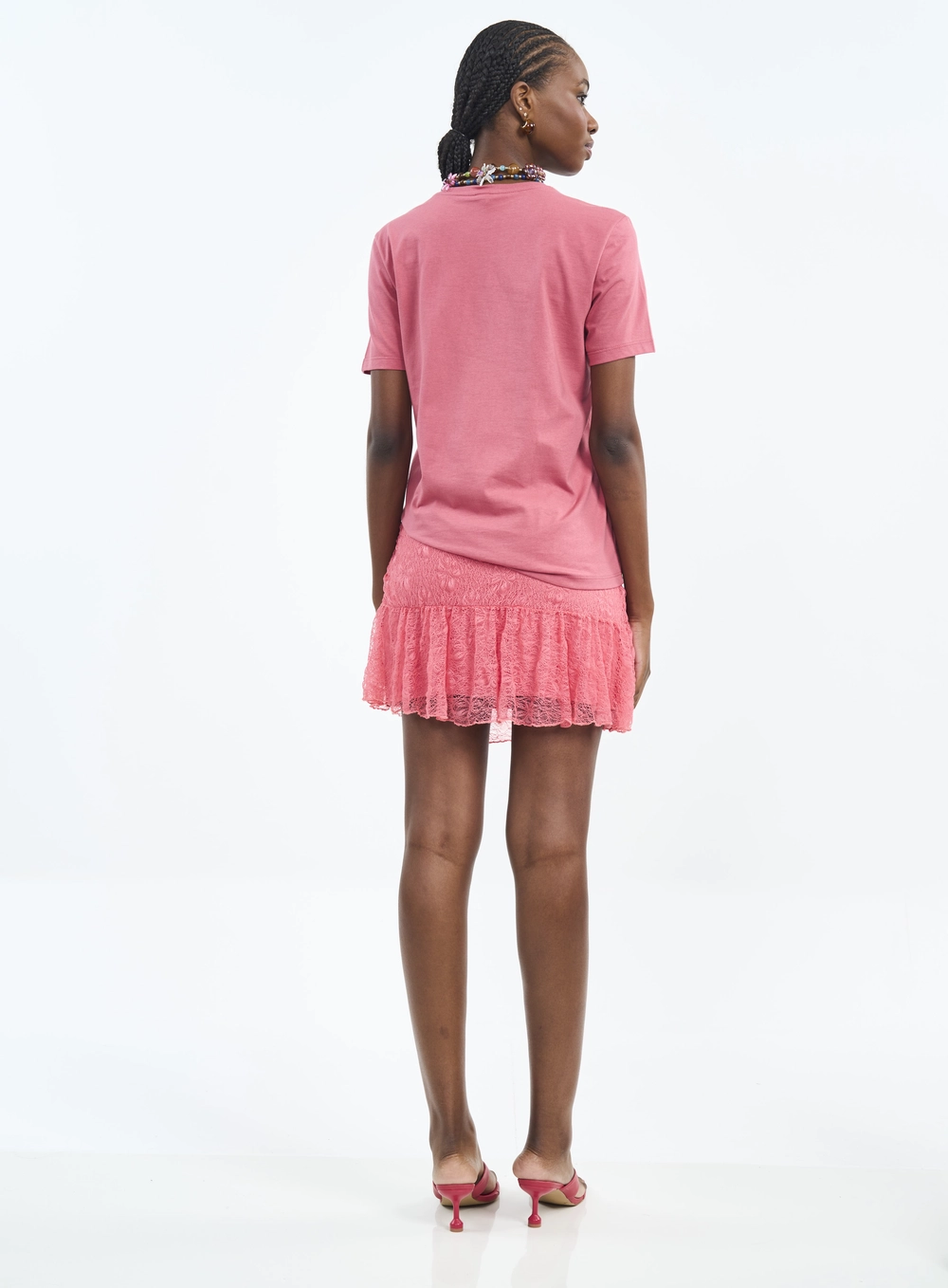 Camiseta Com Estampa Latina Rosa