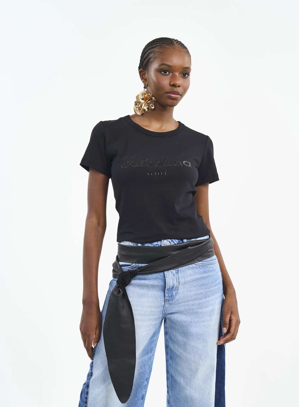 Camiseta Com Escrita E Logo Preto