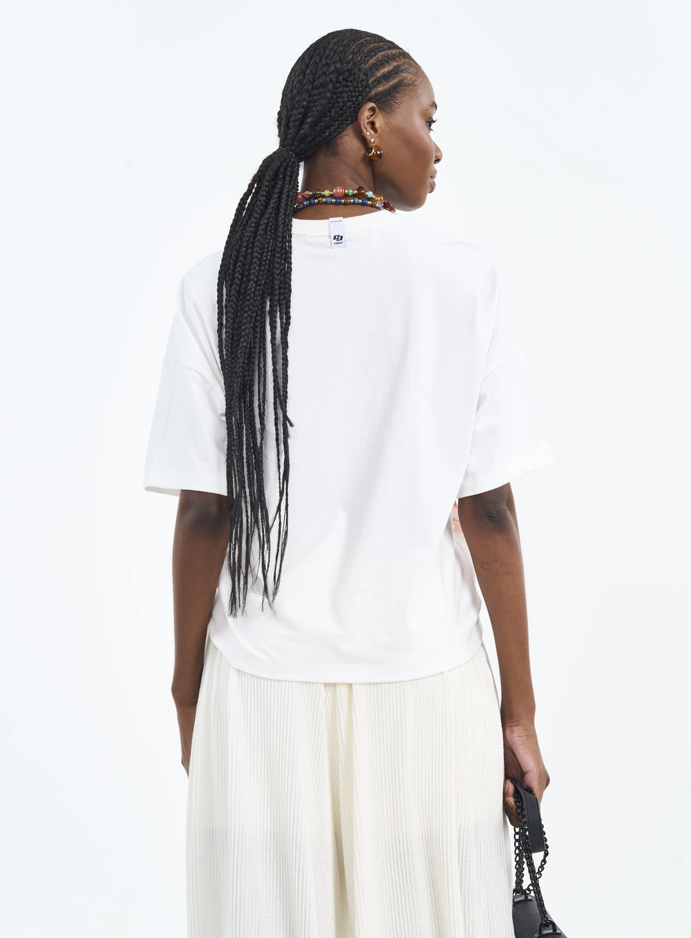 Camiseta Oversized Com Estampa Floral Off Shell