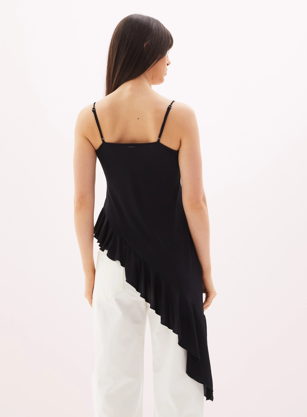 Blusa Feminina Assimétrica Com Babado Preto 4