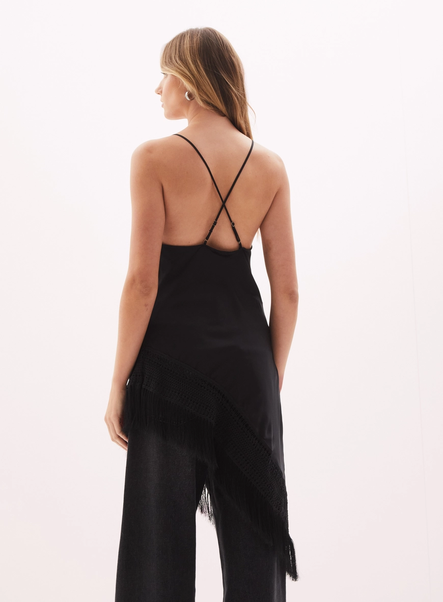Blusa Feminina Assimétrica Com Franjas Preto 3