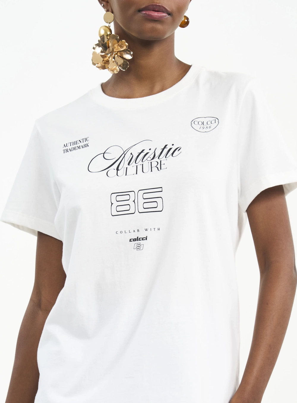 Camiseta Com Estampa Artistic Culture Off Shell