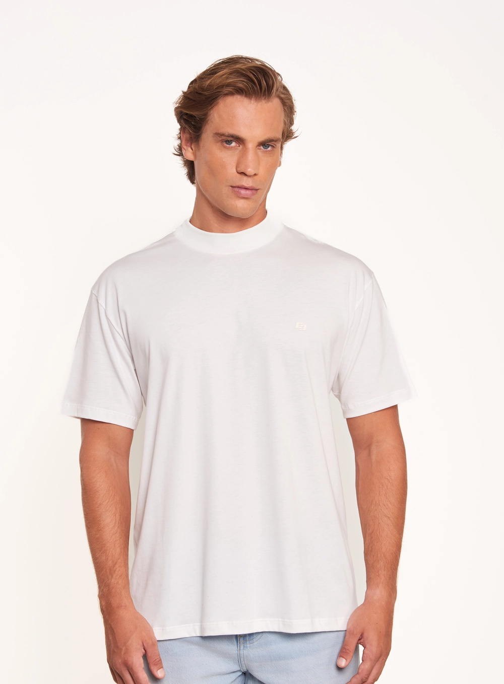 Camiseta Com Gola Alta E Logo Tonal Off Shell