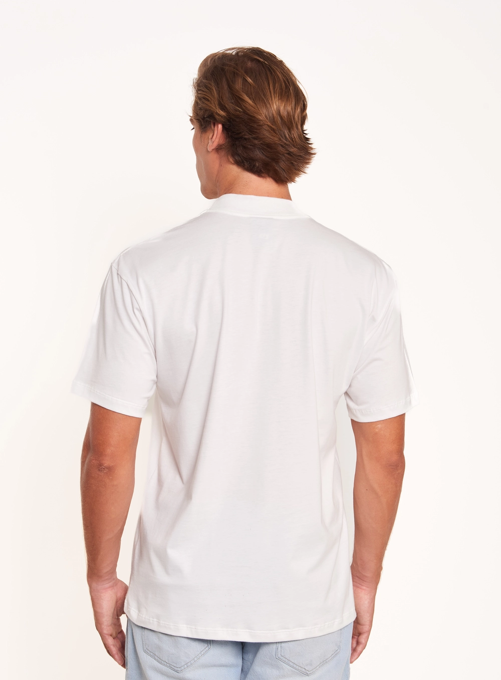 Camiseta Com Gola Alta E Logo Tonal Off Shell