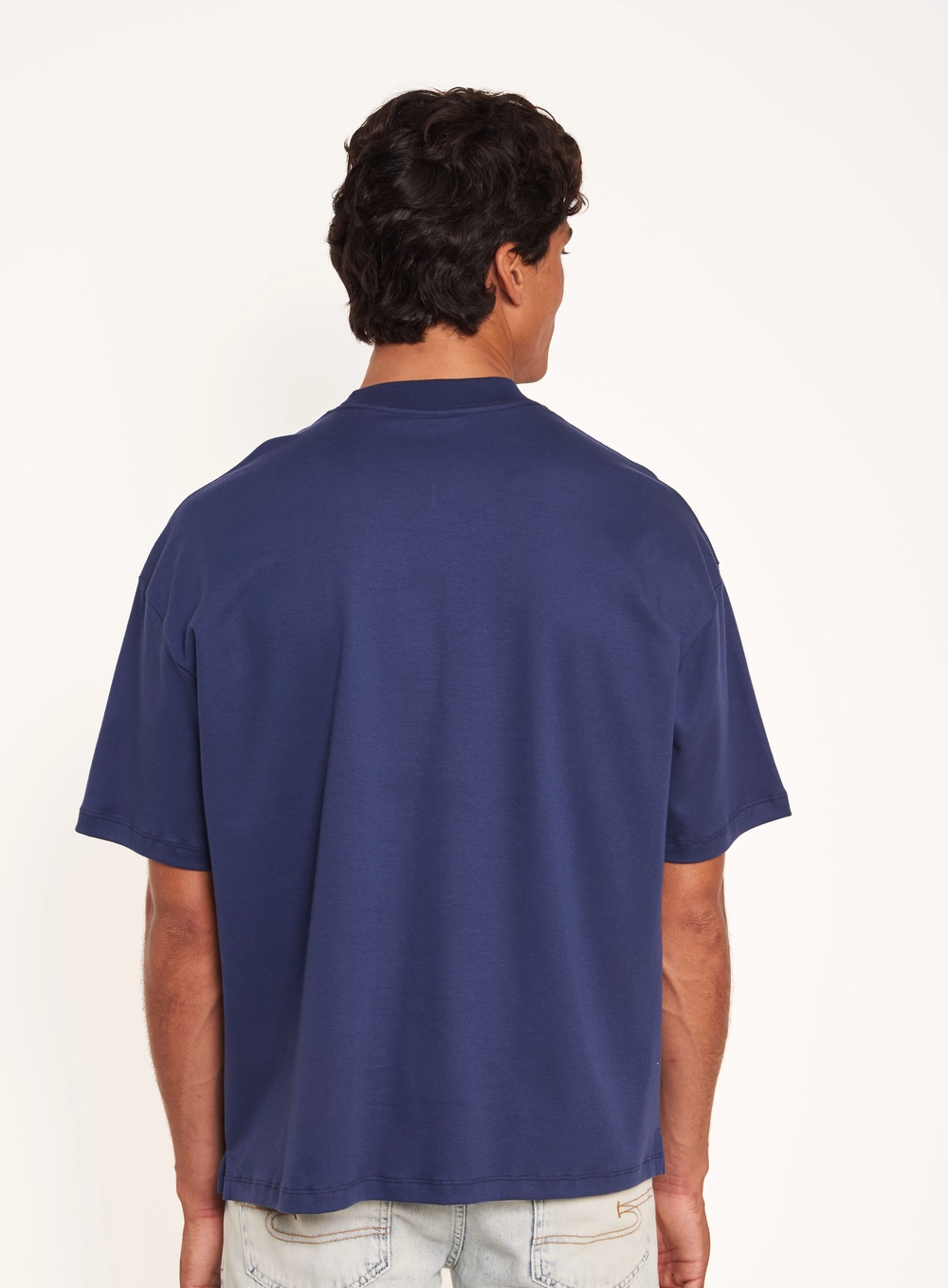 Camiseta Oversized Com Gola Em Ribana Azul