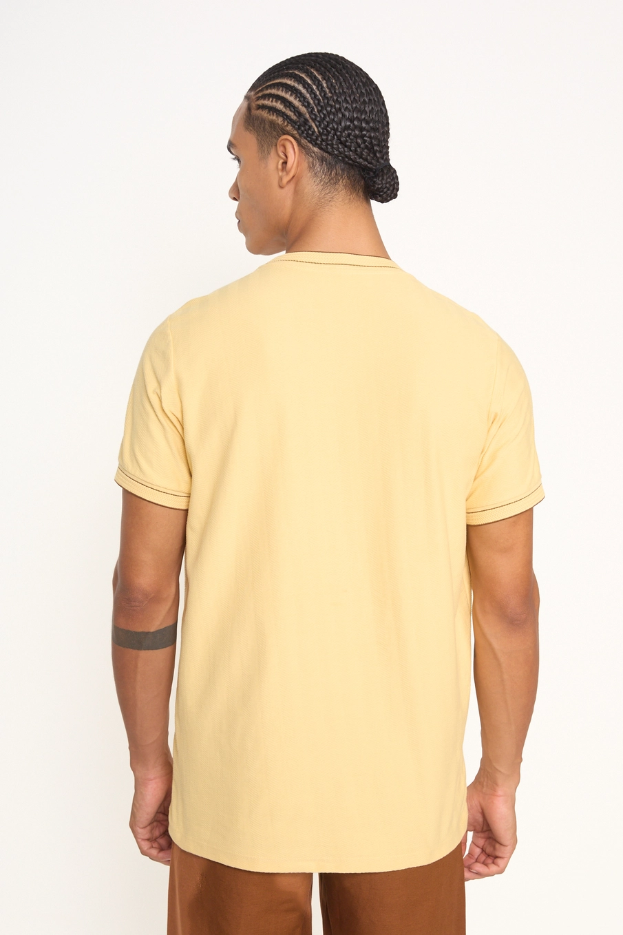 Camiseta Masculina Slim AMARELO