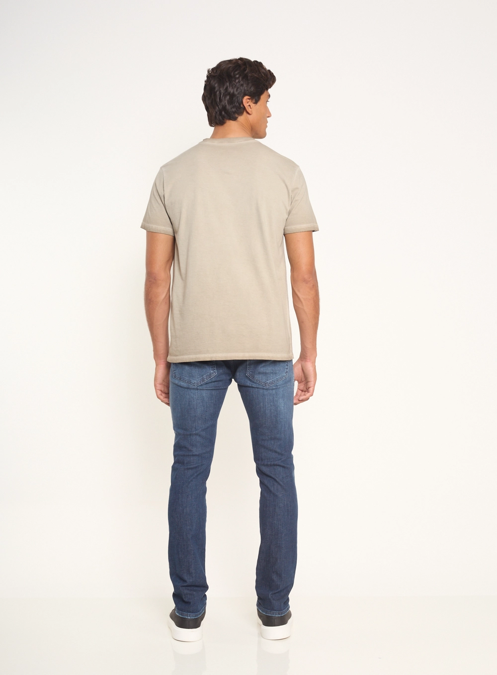 Camiseta Masculina Com Estampa E Efeito Estonado Bege