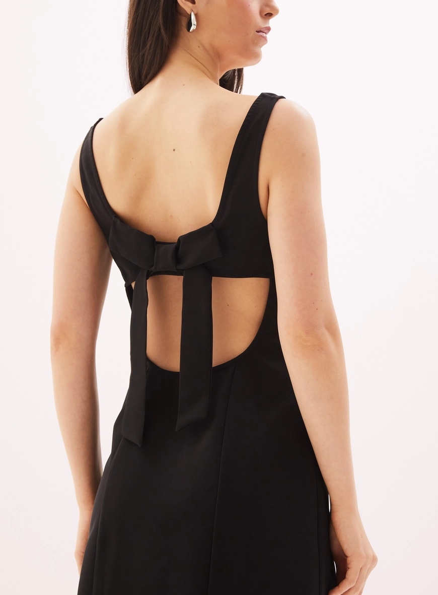 Vestido Feminino Curto Com Amarração Preto 3