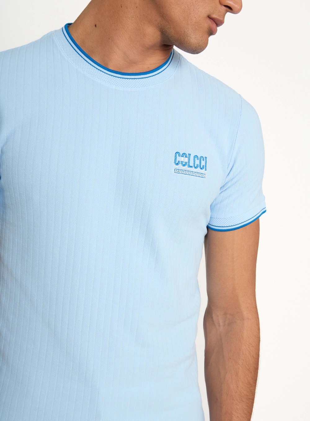 Camiseta Ajustada Com Textura Canelada E Detalhes Azul