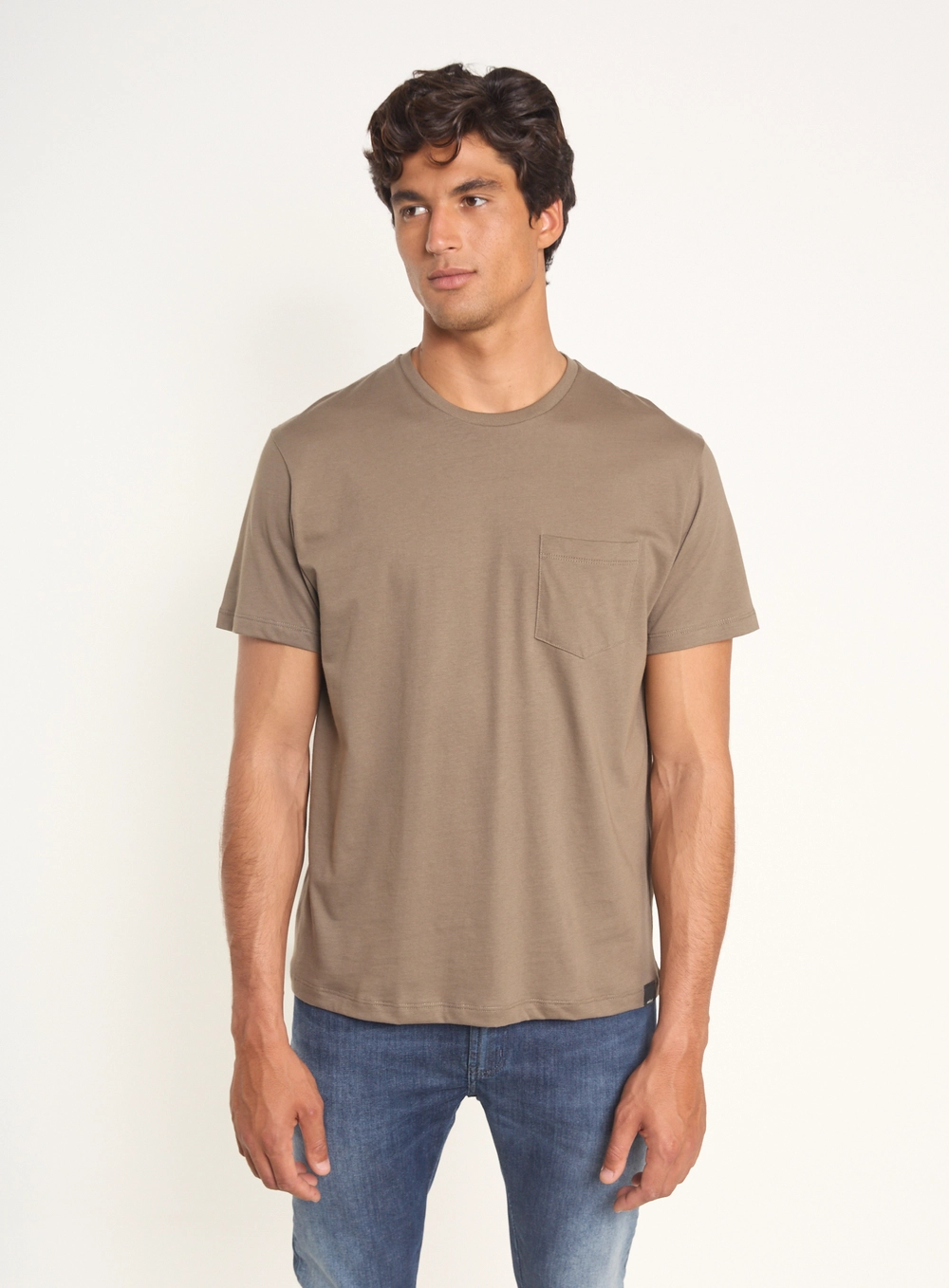 Camiseta Masculina Com Bolso Verde Biosphere
