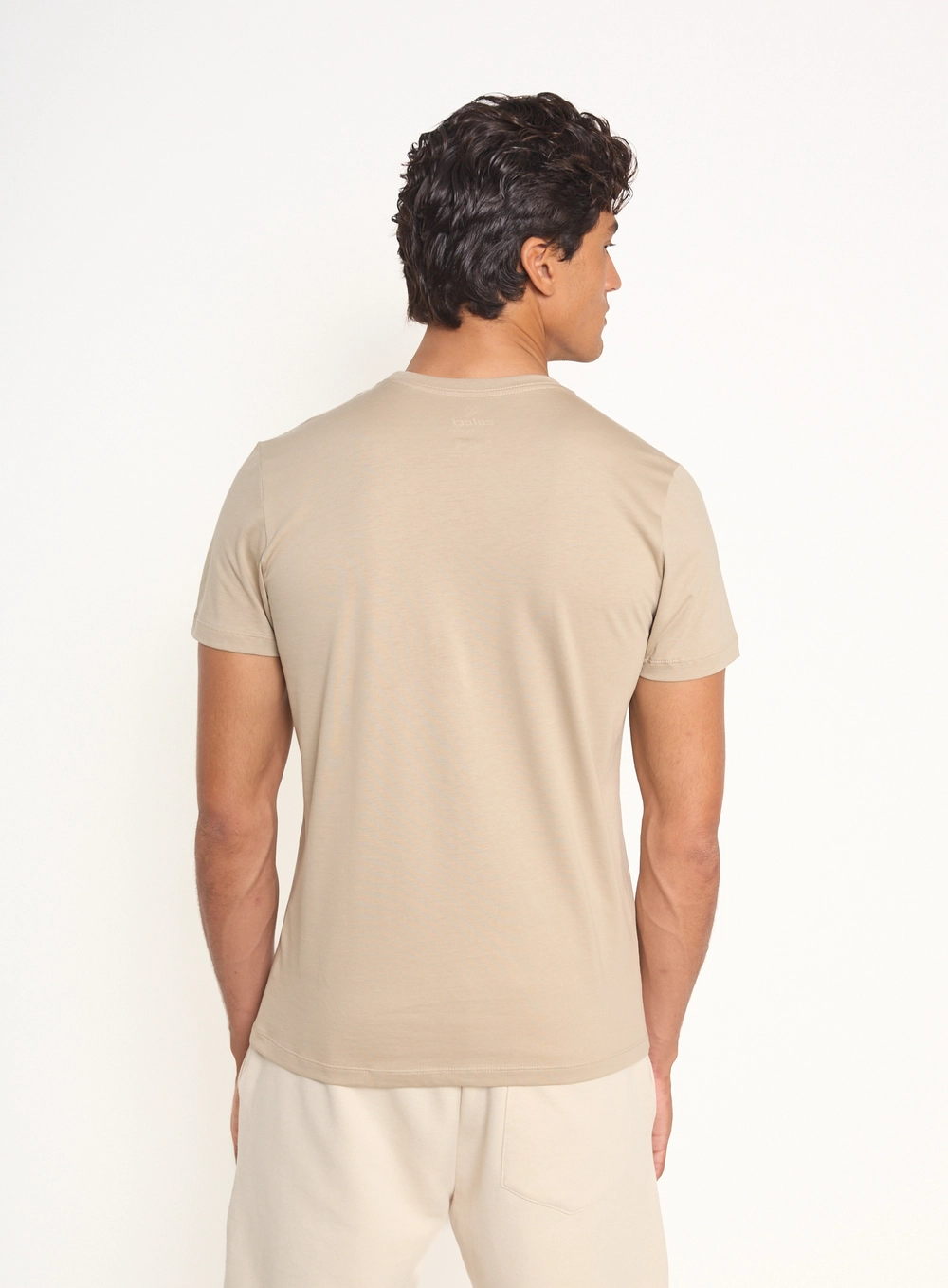 Camiseta Básica Com Logo Bege