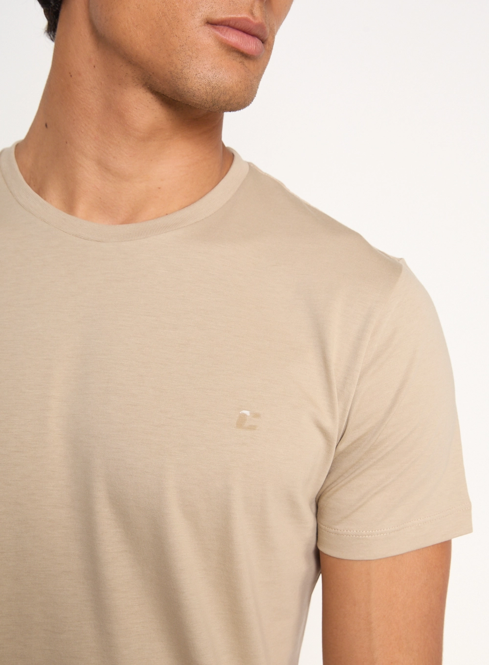 Camiseta Básica Com Logo Bege