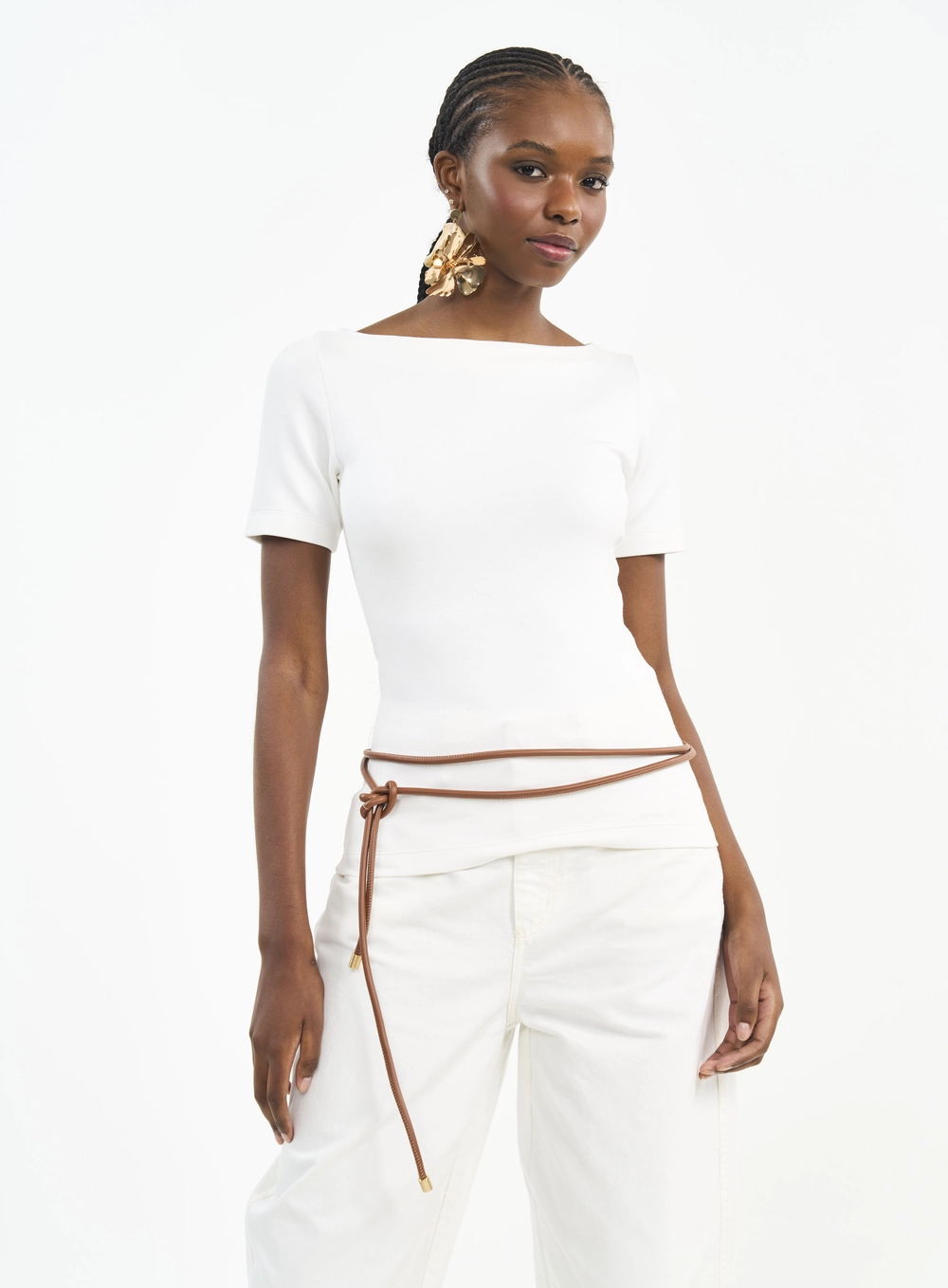 Blusa Ajustada Com Decote Canoa Off Shell