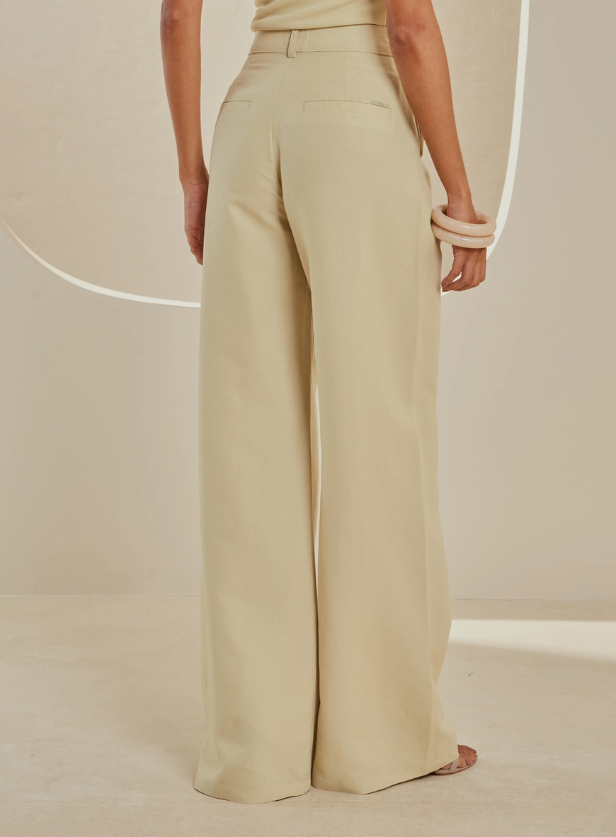 Calça Alfaiataria Feminina Ampla Bege 2