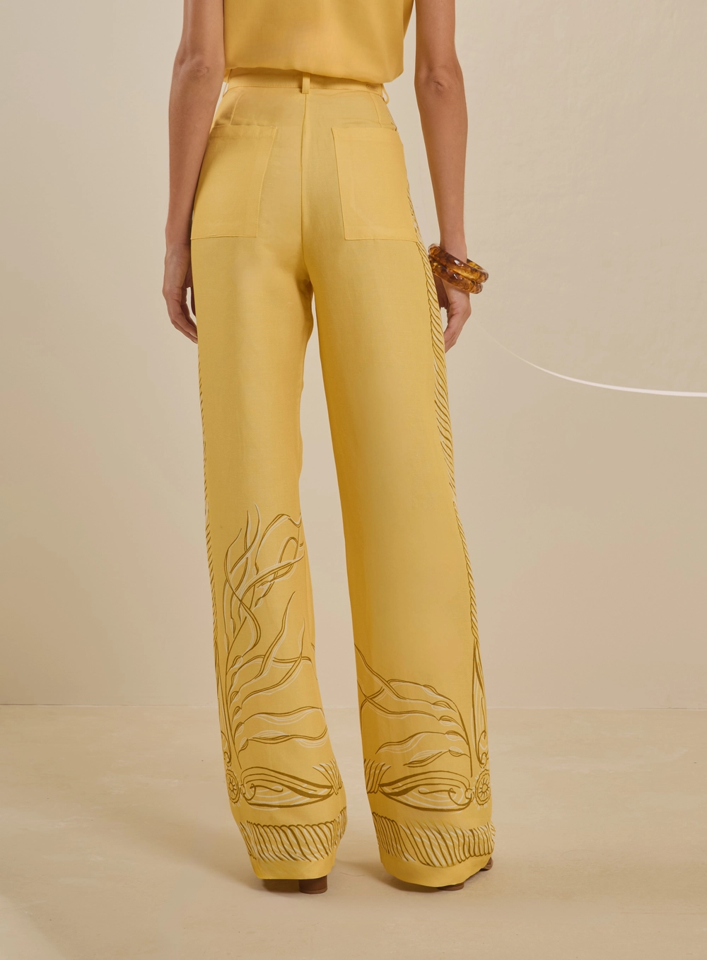 Calça Alfaiataria Reta Cintura Alta - Maré Solar Amarelo 2