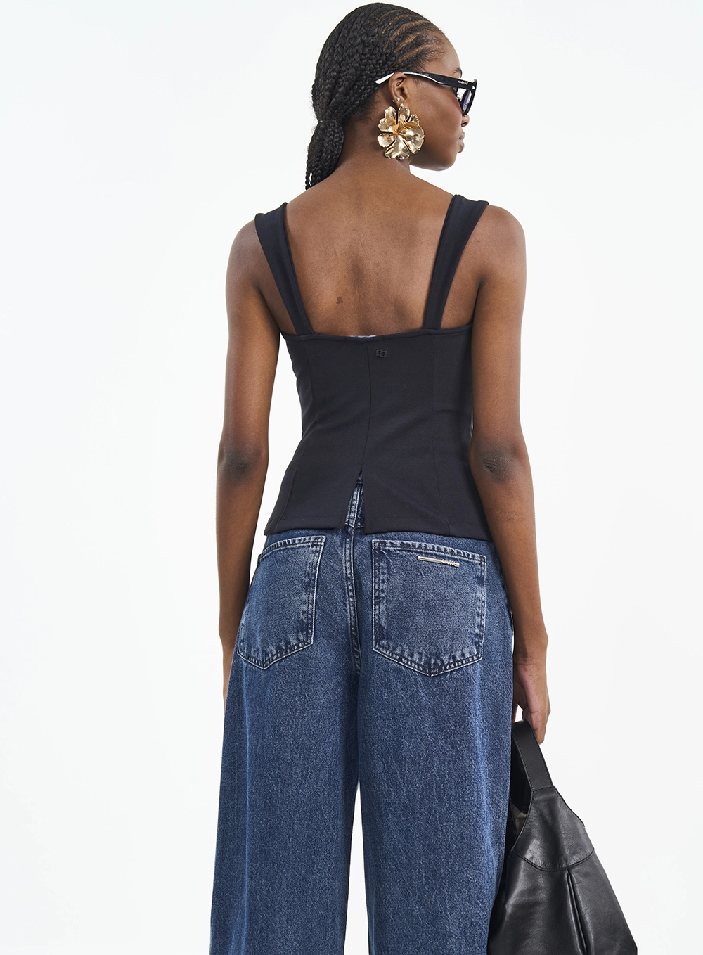 Blusa Slim Decote Reto Estruturado Preto