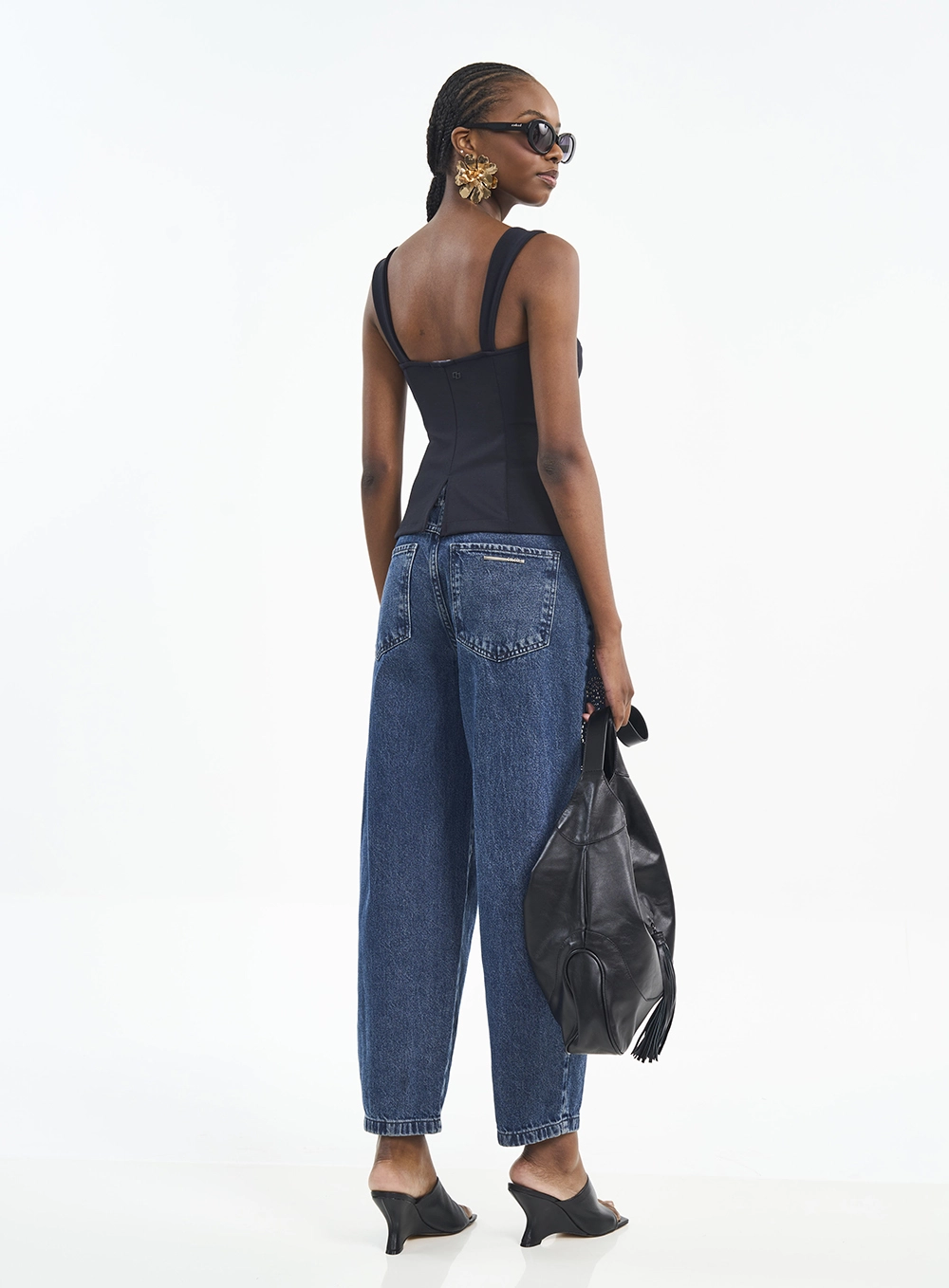 Blusa Slim Decote Reto Estruturado Preto
