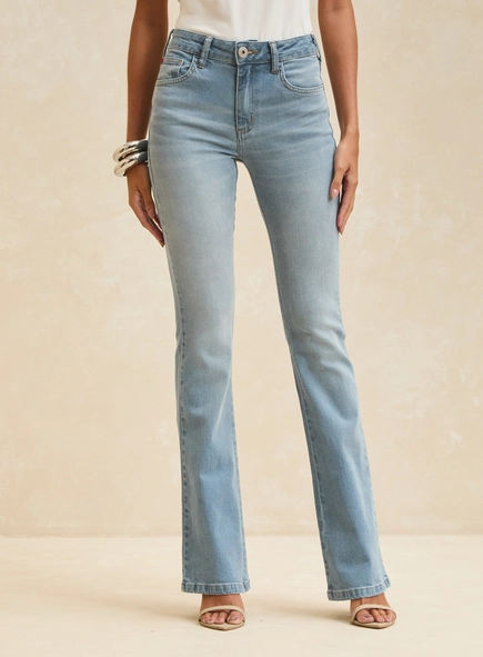 Calça Jeans Lavagem Clara - Marisa Boot Cut