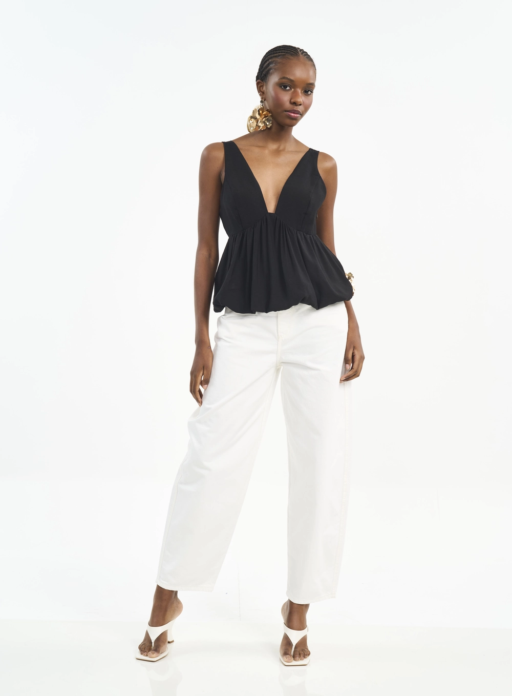 Blusa Decote V Com Alças E Barra Balonê Preto