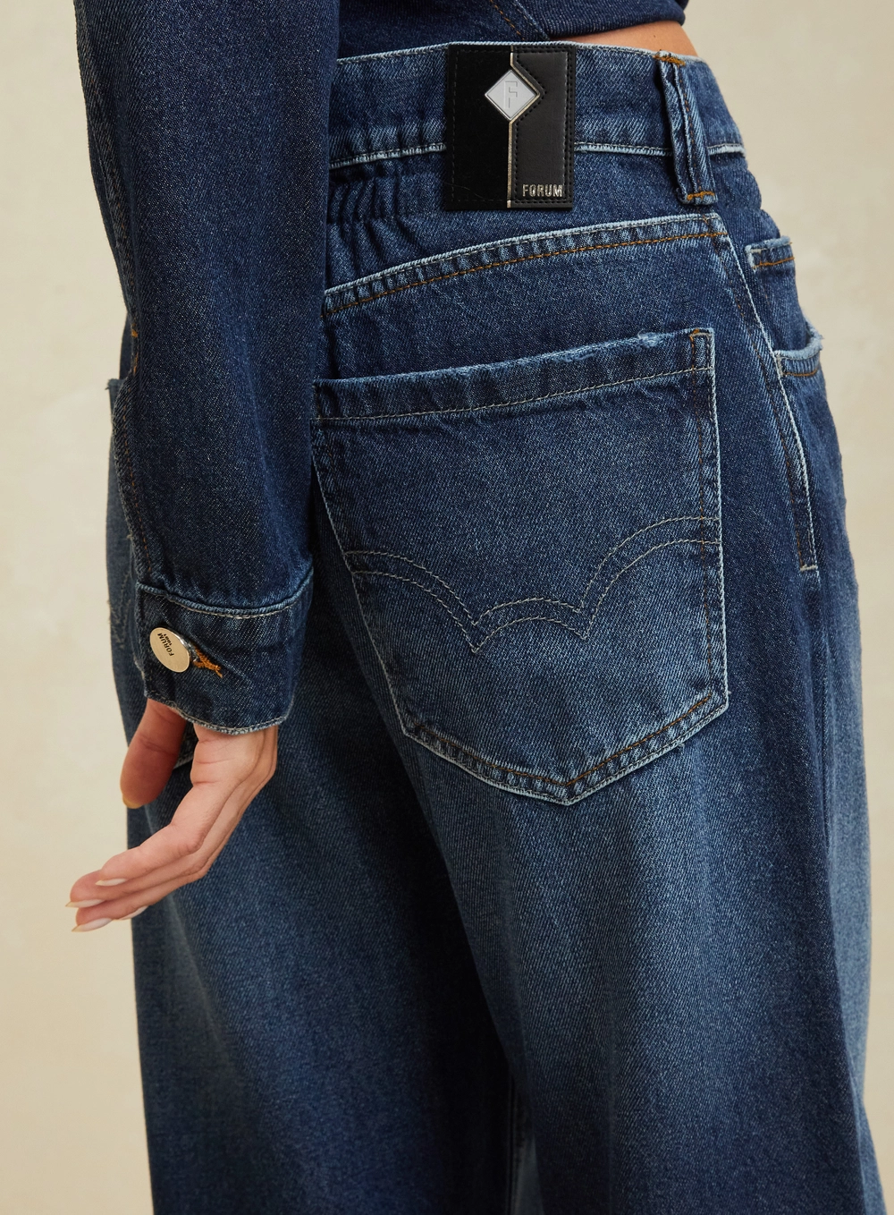 Calça Jeans Low Curve Ampla Cintura Alta Feminina Índigo 4