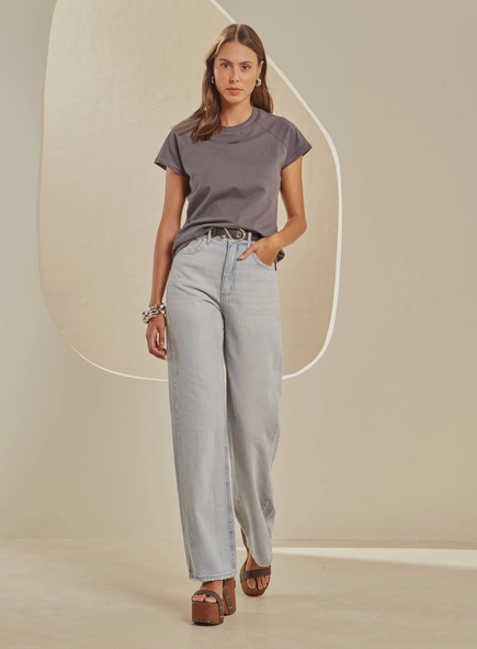 Calça Jeans Reta Ampla Feminina Delavê - Bella