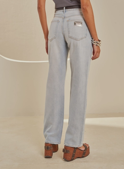 Calça Jeans Reta Ampla Feminina Delavê - Bella