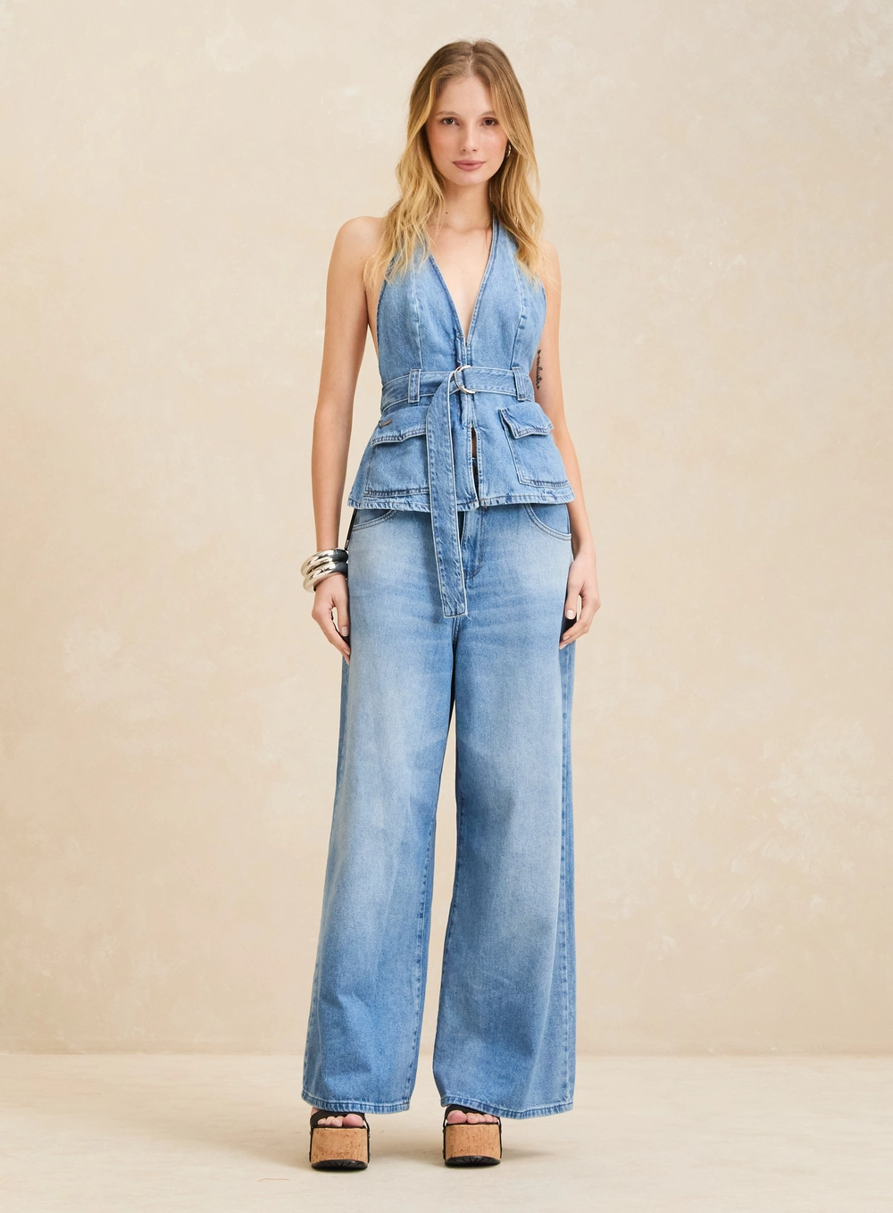 Calça Jeans Baggy Lavagem Clara Ampla - Thais Índigo 1