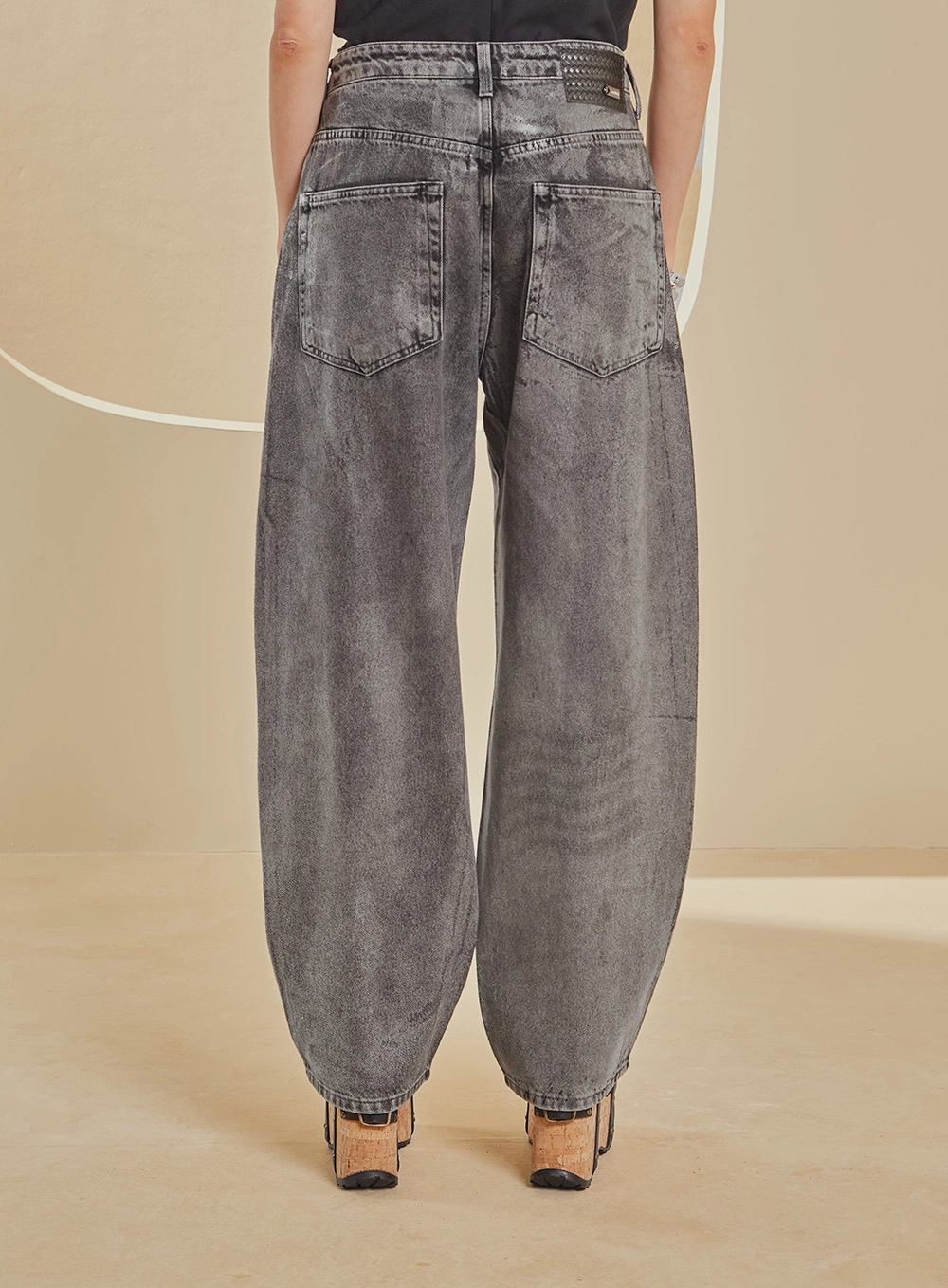 Calça Jeans Oversized Ampla Cintura Alta Estonada Indigo Preto 2