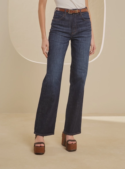 Calça Jeans Ajustada Com Cinto - Bella Stretch