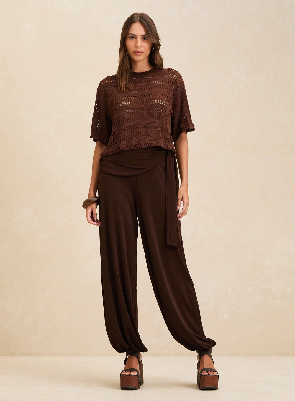 Calça Feminina Ballon Com Detalhe Marrom 1